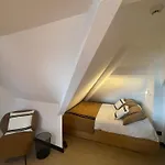 B&r Piano 2 - Louvain-la-neuve - Mont Saint Guibert Hotel Corbais