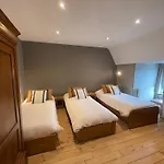 Hotel B&r Piano 2 - Louvain-la-neuve - Mont Saint Guibert