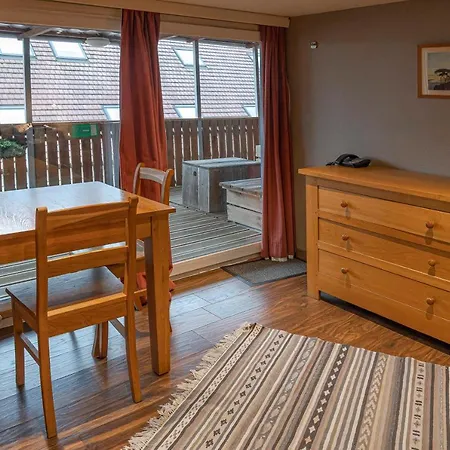 Hotel Piano 2 - Louvain-La-Neuve - Mont Saint Guibert 2*