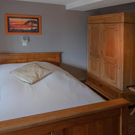 Piano 2 - Mont-st-guibert - Louvain-la-neuve ホテル