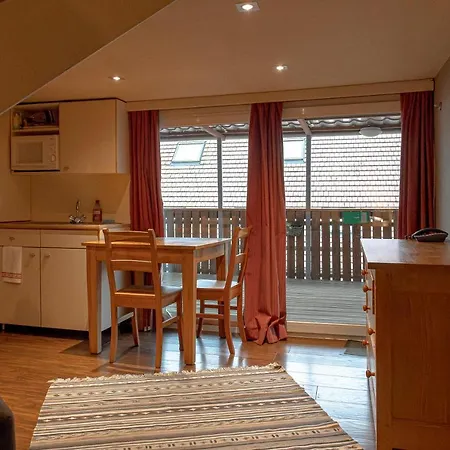 Hotel Piano 2 - Louvain-La-Neuve - Mont Saint Guibert 2* Corbais