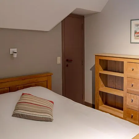 Hotel Hotel Piano 2 - Louvain-La-Neuve - Mont Saint Guibert