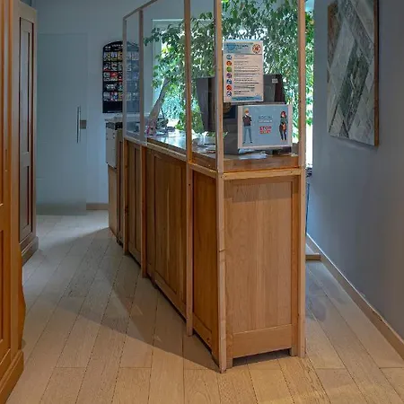 Piano 2 - Mont-st-guibert - Louvain-la-neuve 酒店