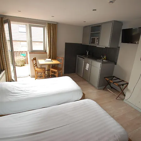 Hotel Piano 2 - Louvain-La-Neuve - Mont Saint Guibert Hotel Corbais