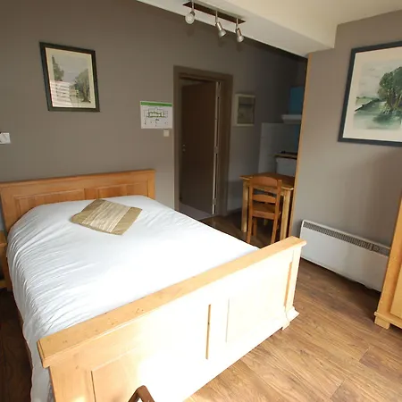 Hotel Hotel Piano 2 - Louvain-La-Neuve - Mont Saint Guibert