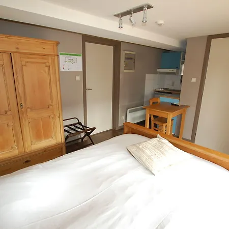 Hotel Piano 2 - Louvain-La-Neuve - Mont Saint Guibert