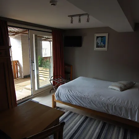 Hotel Piano 2 - Louvain-La-Neuve - Mont Saint Guibert 2* Corbais