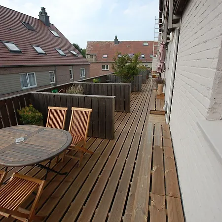 Piano 2 - Mont-st-guibert - Louvain-la-neuve ホテル 2*