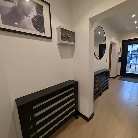 B&r Piano 2 - Louvain-la-neuve - Mont Saint Guibert Hotel 2*