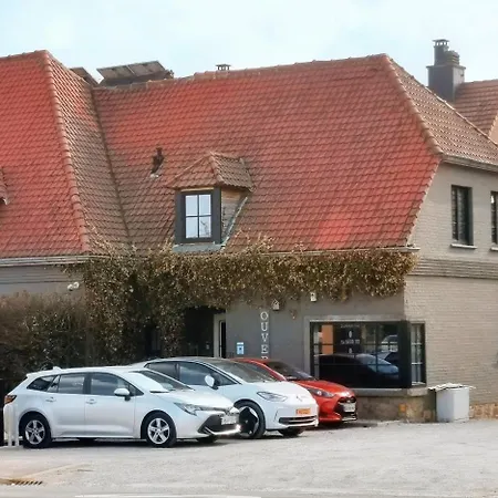 B&r Piano 2 - Louvain-la-neuve - Mont Saint Guibert 2* Corbais