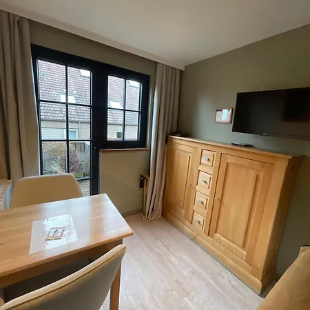 Hotel B&r Piano 2 - Louvain-la-neuve - Mont Saint Guibert