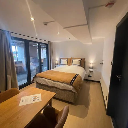 B&r Piano 2 - Louvain-la-neuve - Mont Saint Guibert Hotel Corbais
