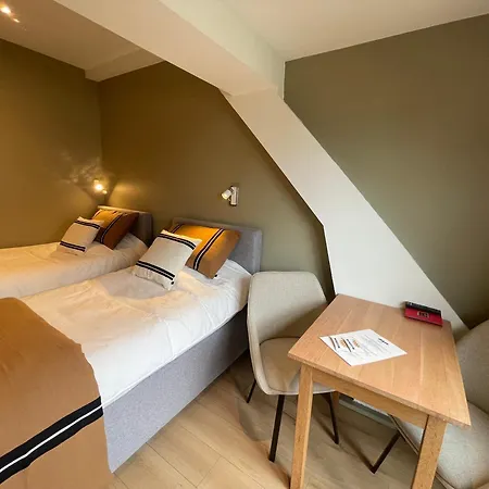 B&r Piano 2 - Louvain-la-neuve - Mont Saint Guibert Hotel Corbais