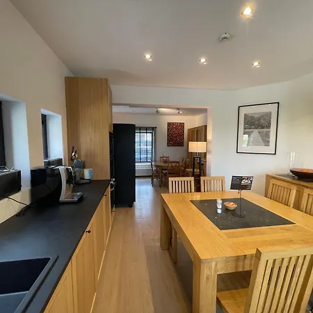 B&r Piano 2 - Louvain-la-neuve - Mont Saint Guibert 2* Corbais