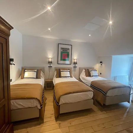 B&r Piano 2 - Louvain-la-neuve - Mont Saint Guibert Hotel