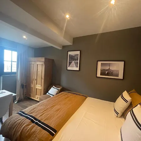 Hotel B&r Piano 2 - Louvain-la-neuve - Mont Saint Guibert Corbais