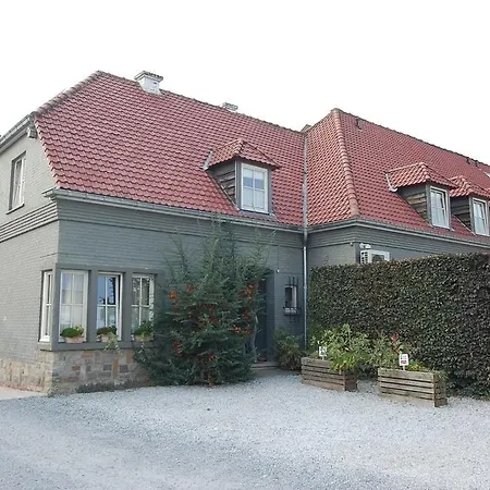 Hotel Hotel Piano 2 - Louvain-La-Neuve - Mont Saint Guibert 2*