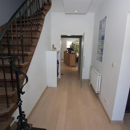 Otel Piano 2 - Mont-st-guibert - Louvain-la-neuve