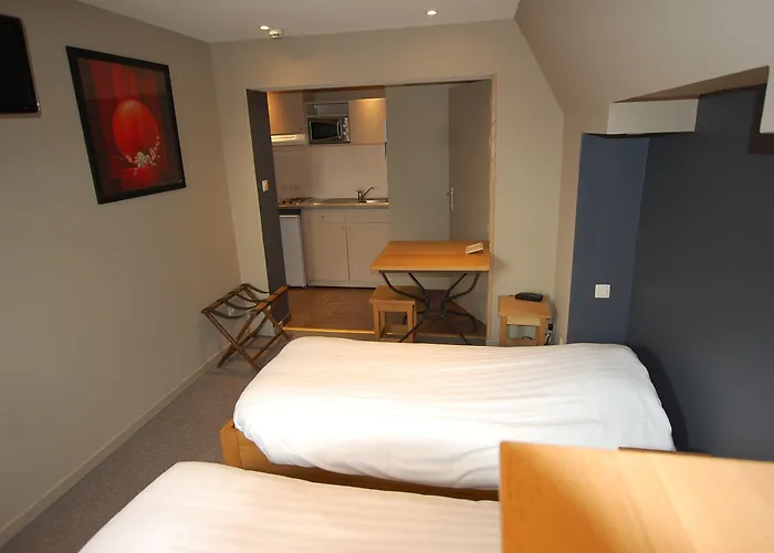 Hotell Piano 2 - Louvain-la-neuve - Mont Saint Guibert