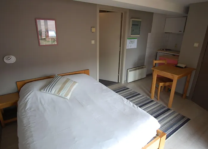 Piano 2 - Louvain-la-neuve - Mont Saint Guibert Szálloda 2*