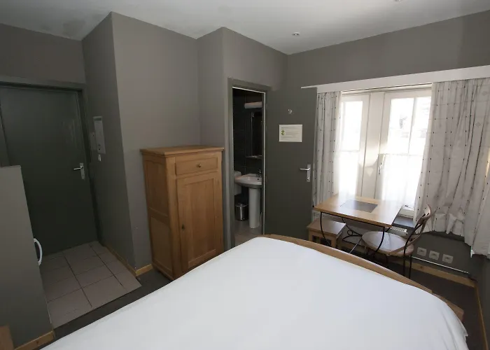 Hotell Piano 2 - Louvain-la-neuve - Mont Saint Guibert