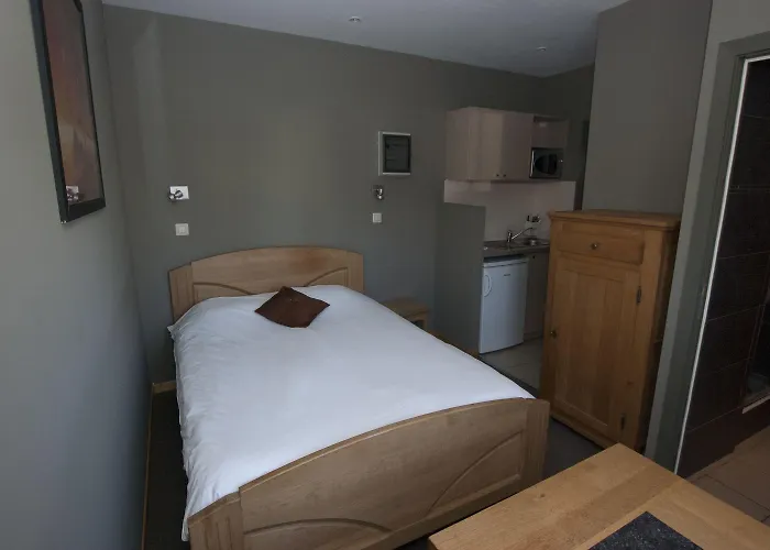 Hotell Piano 2 - Louvain-la-neuve - Mont Saint Guibert 2*