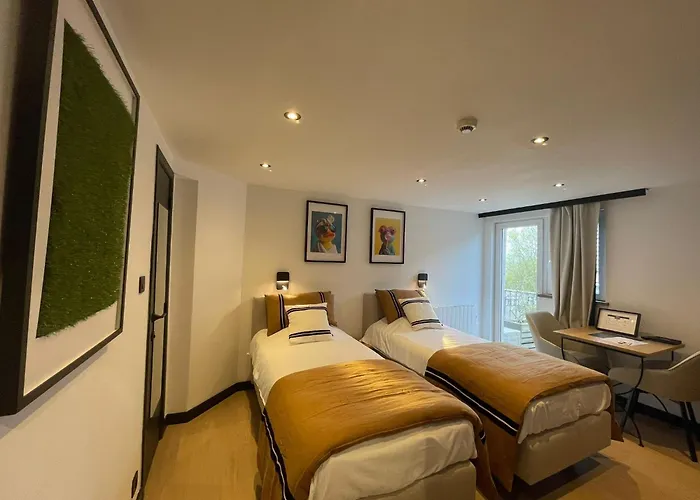 Hotel Piano 2 - Louvain-la-neuve - Mont Saint Guibert 2*