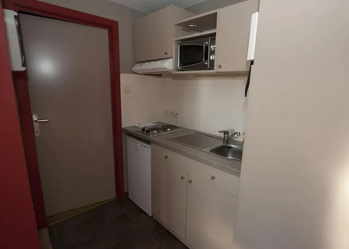 Piano 2 - Louvain-la-neuve - Mont Saint Guibert Szálloda 2*